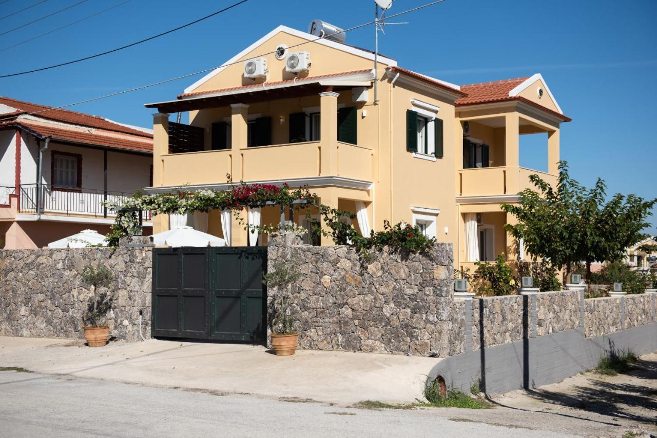 Casa Dell Amore Petriti  Exterior photo